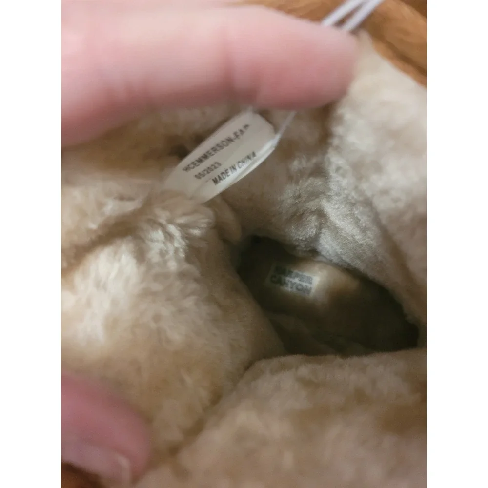 Nordstrom EUC Harper‎ Canyon Girls Chestnut Boots Faux Fur Sz 3